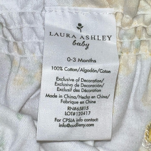 NWT Laura Ashley Baby Yellow Floral Smocked Romper ~ Size 0-3m - Picture 2 of 4